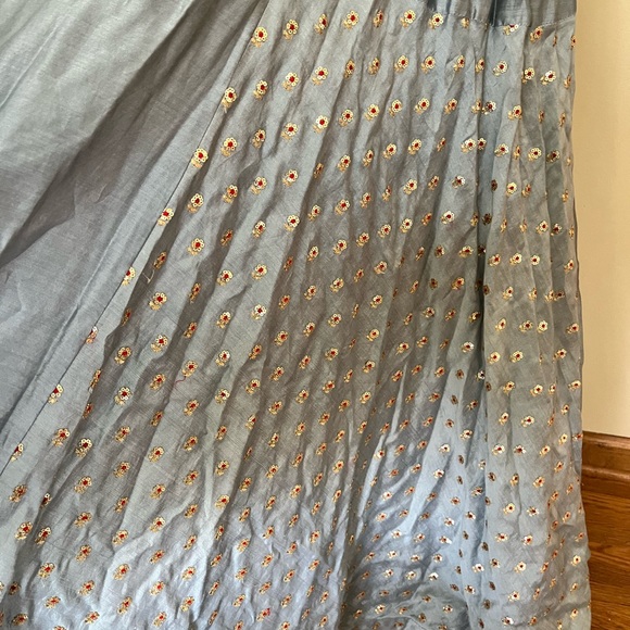 Indian Ethnic Gown Gray Floor Length Embroidered Anarkali Kurt’s Top - Picture 4 of 6